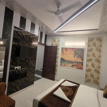 Hotel Smart Plaza Neu-Delhi Exterior foto