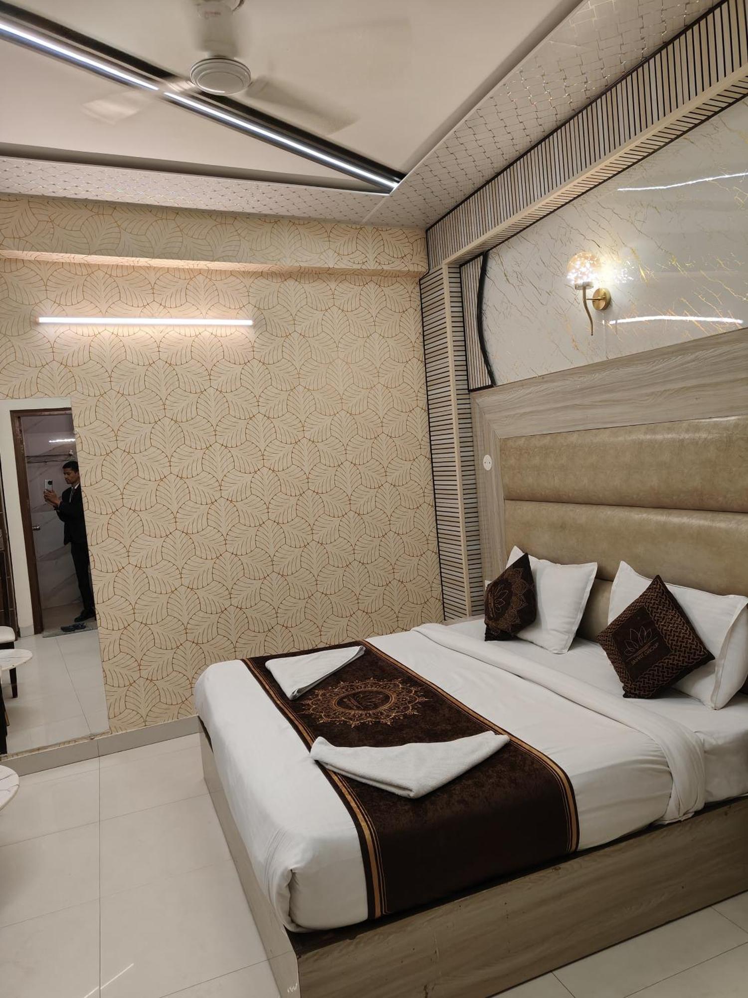 Hotel Smart Plaza Neu-Delhi Exterior foto