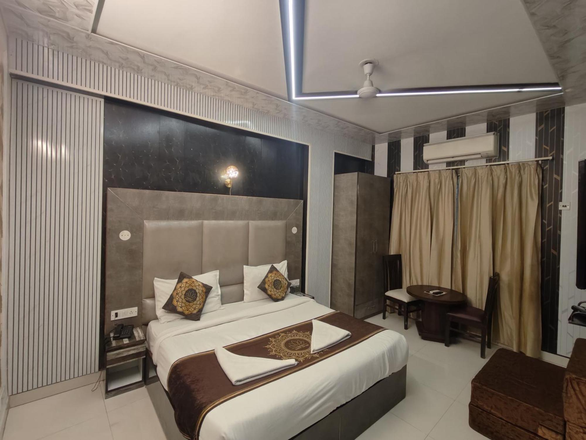 Hotel Smart Plaza Neu-Delhi Exterior foto