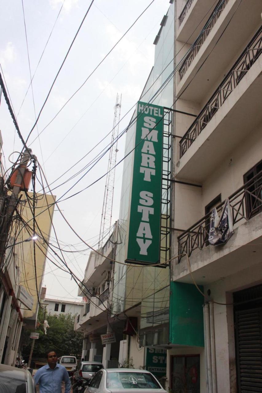 Hotel Smart Plaza Neu-Delhi Exterior foto